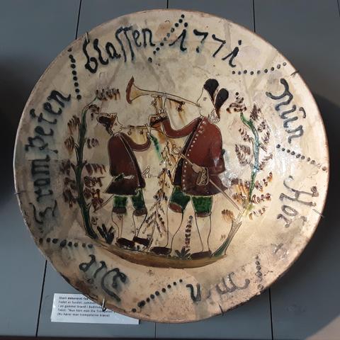 Slipware dish dated 1771 at Ehlers Samlingen Museum, Haderslev, Denmark.